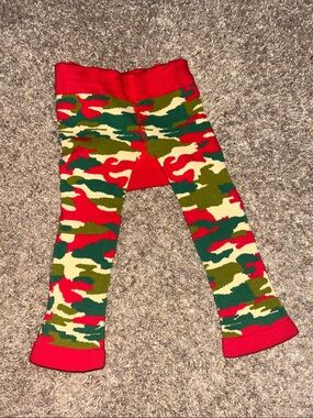 Izzy & Owie by Pavilion Infant Baby Legging Camo Reindeer Non Footed 6-12